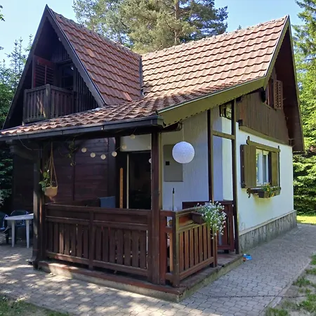 度假居 Planinska Kucica Srce 兹拉蒂博尔